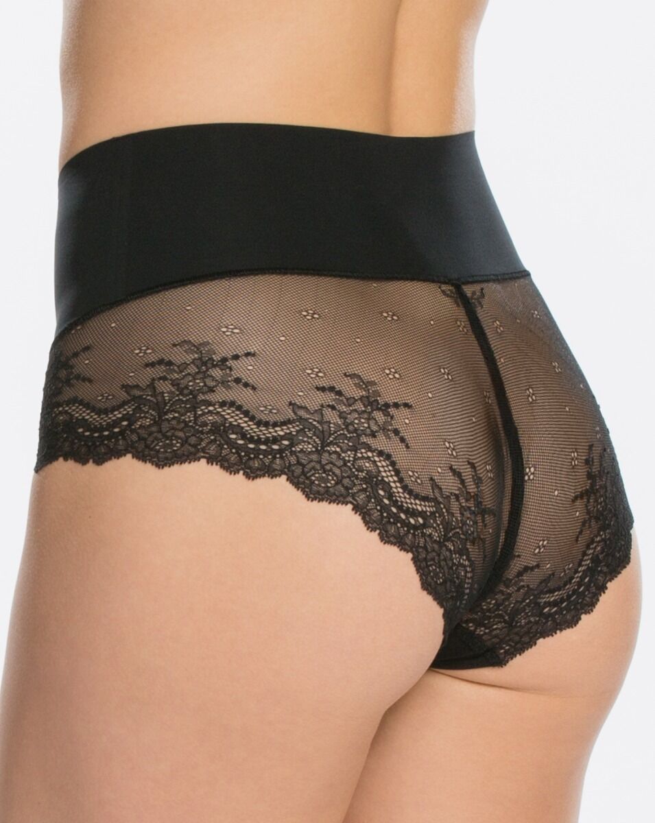 Undie-Tectable Dames Lace Hi-Hipster Zwart